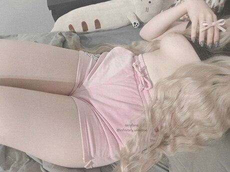 boots onlyfans top image