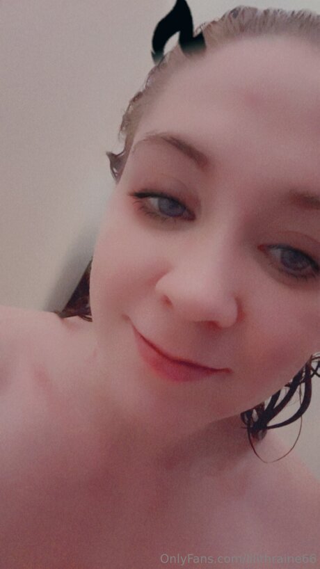 Lilithraine66 star high quality photos