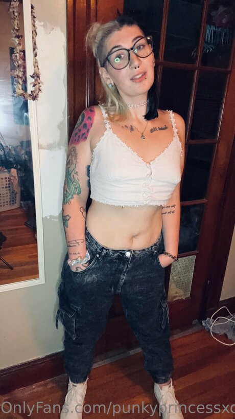 Punkyprincessxofree model beautiful photos