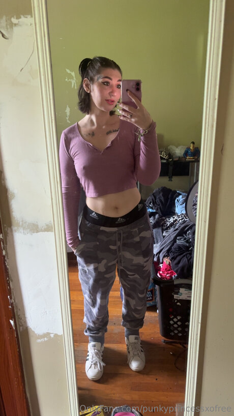 Punkyprincessxofree hd model images