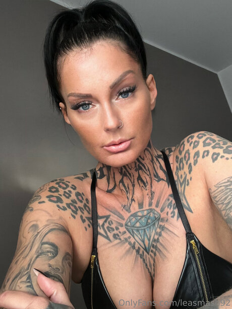 Elaineshubz best pornstar image