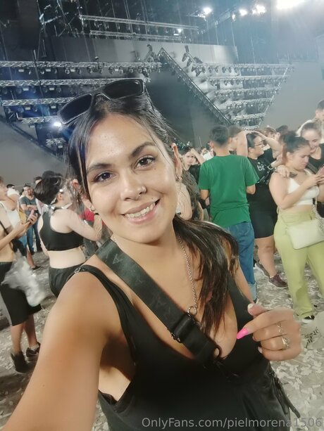 Pielmorena1506 porn star archive