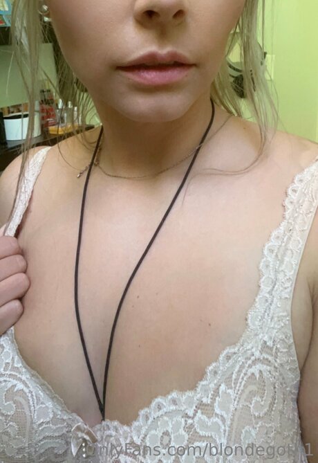 Blondegoth1 star sexy pictures