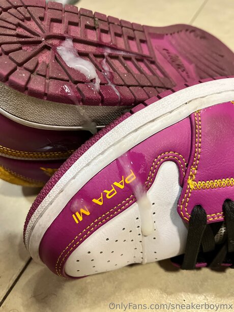 Sneakerboymx exclusive pornstar images