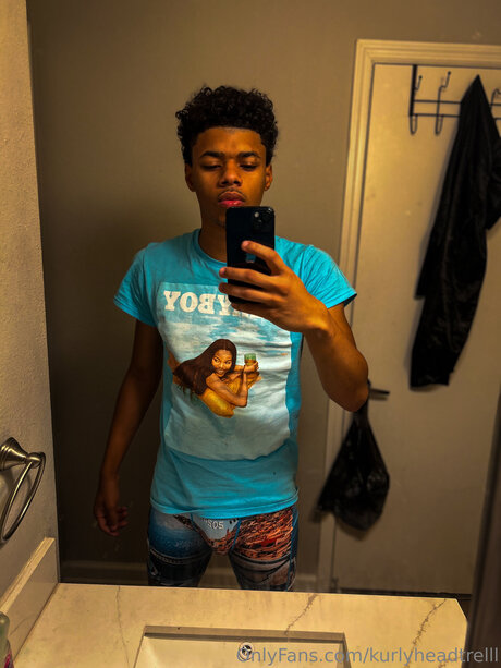 Kurlyheadtrelll beautiful star image