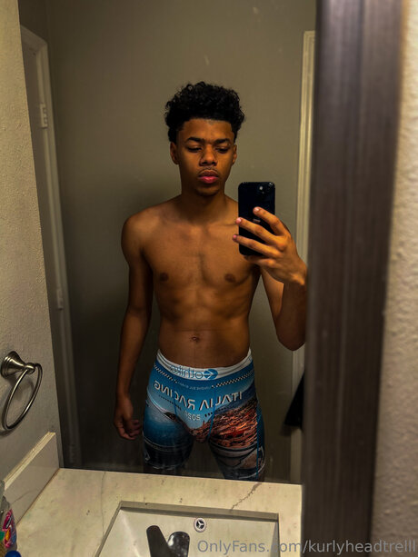 Kurlyheadtrelll naked star galleries