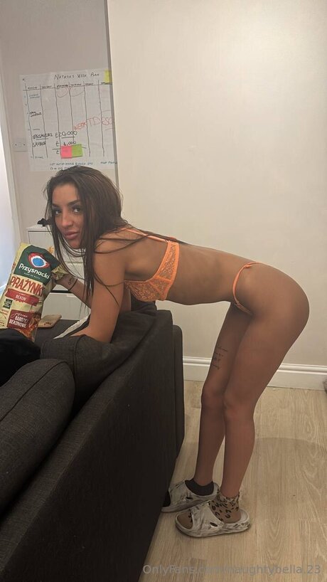 Naughtybella 23 pornstar nice img