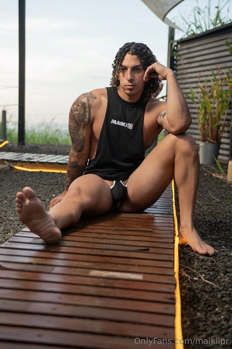 Maikiipr model nudes image