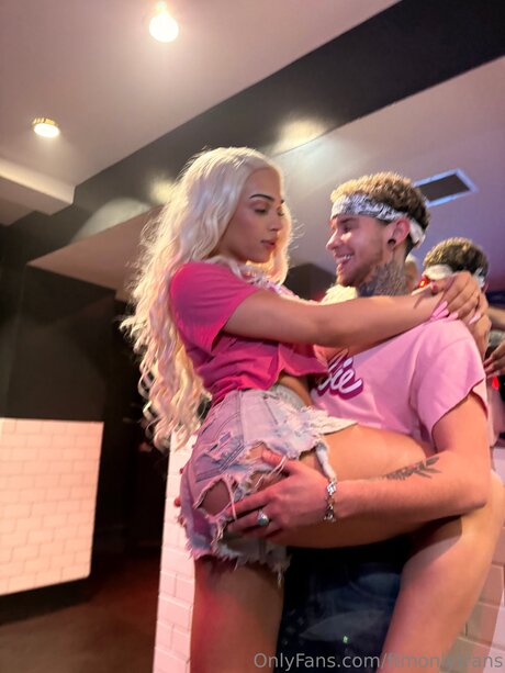 Ftmonlytrans pornstar sex pictures