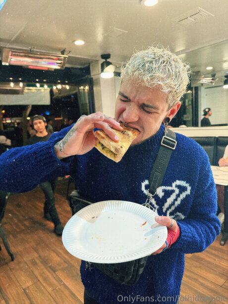 Ftmonlytrans hot model picture