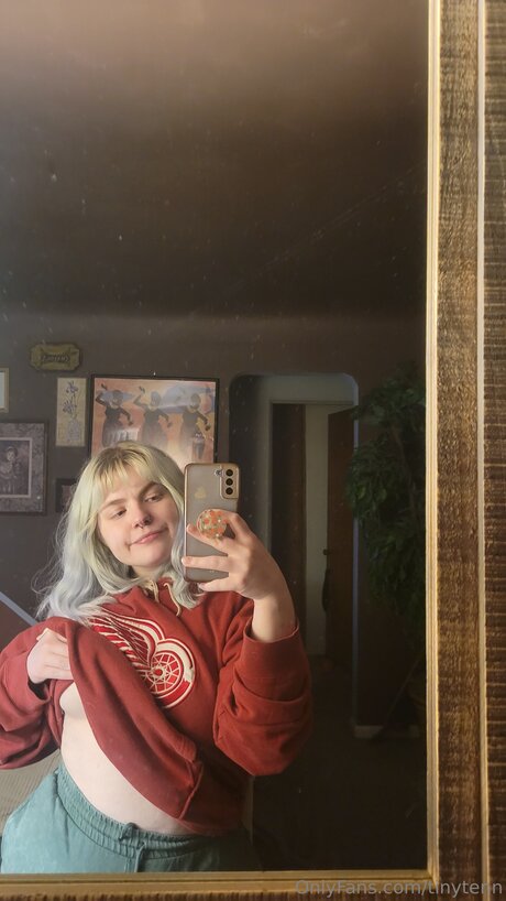 Tinytenn free pornstar picture