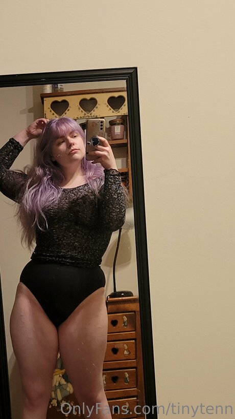 Tinytenn star high quality picture