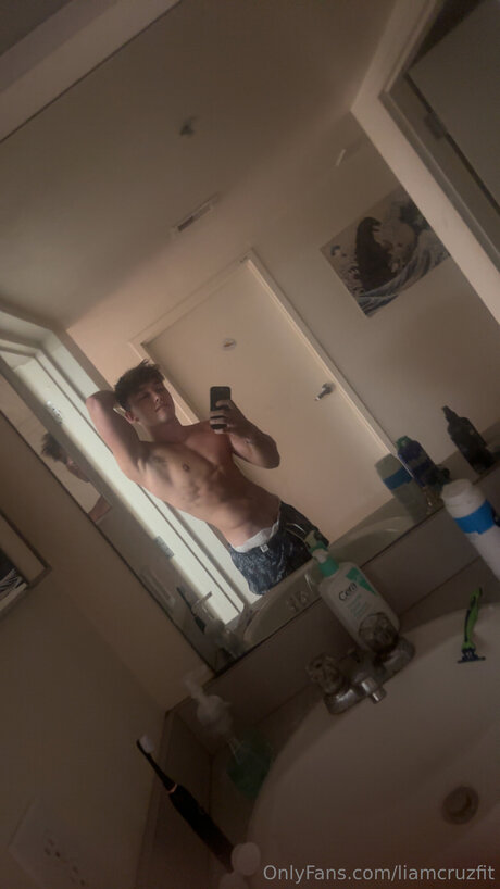 Liamcruzfit pornstar sex pictures