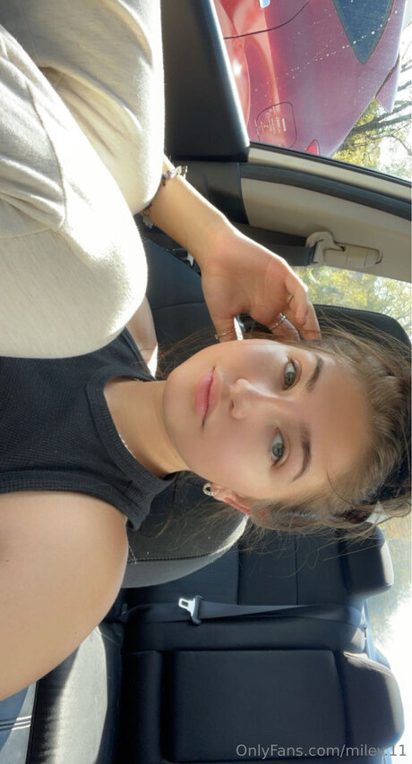 Miley 11 hd model galleries