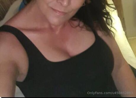 Samwilsonheels nude model pics