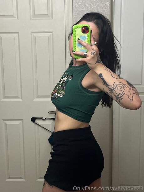 Averylove23 sexy model picture