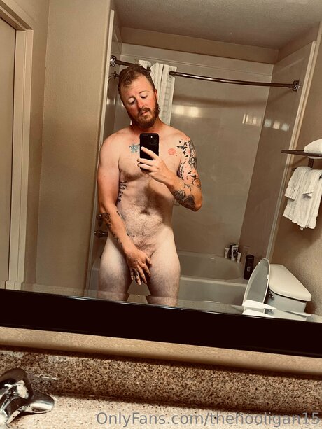 Thehooligan15 model photo