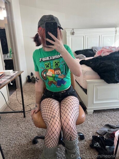 Neonkit free star picture