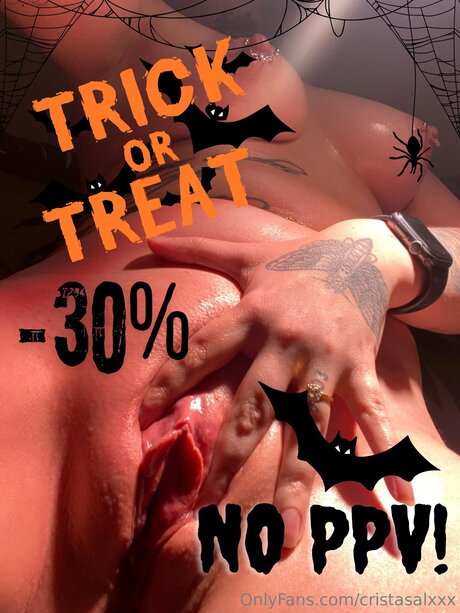 Cristasalxxx pornstar naked pics