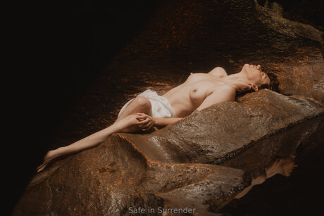 Safeinsurrender star high quality photo