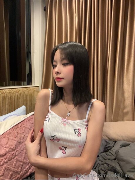 Tsdoll Ava model nude pic