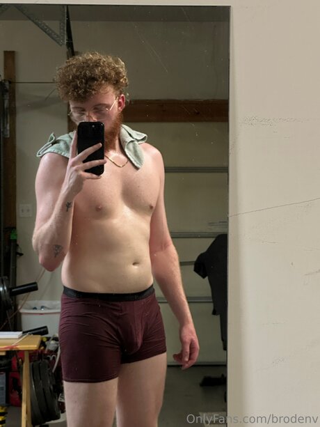 Brodenv pretty model pic