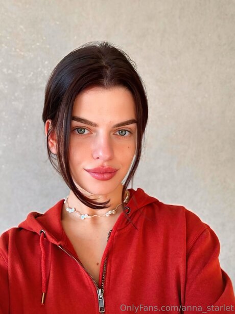 Anna Starlet pornstar naked images