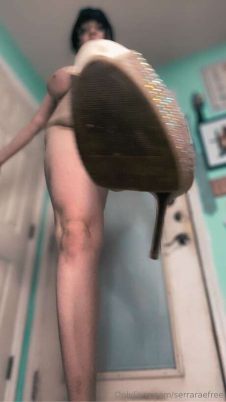 Serraraefree nice actress pictures