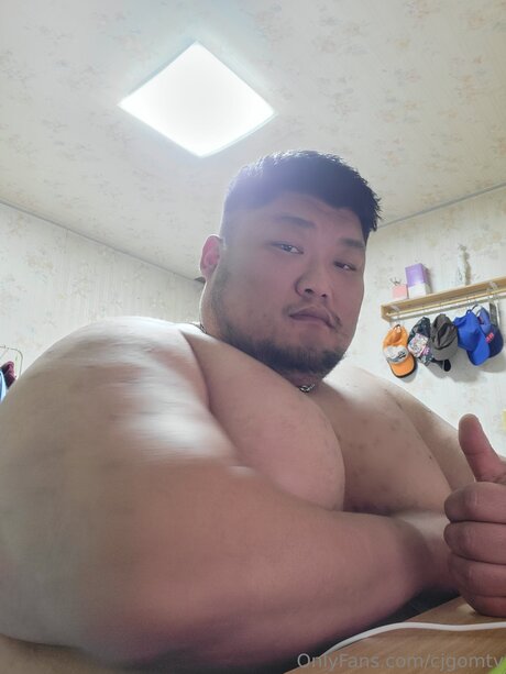 Cjgomtv pornstar adult pic