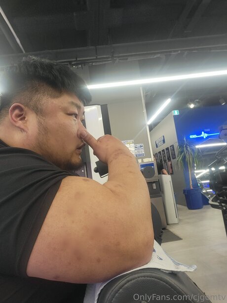 Cjgomtv porn star pics