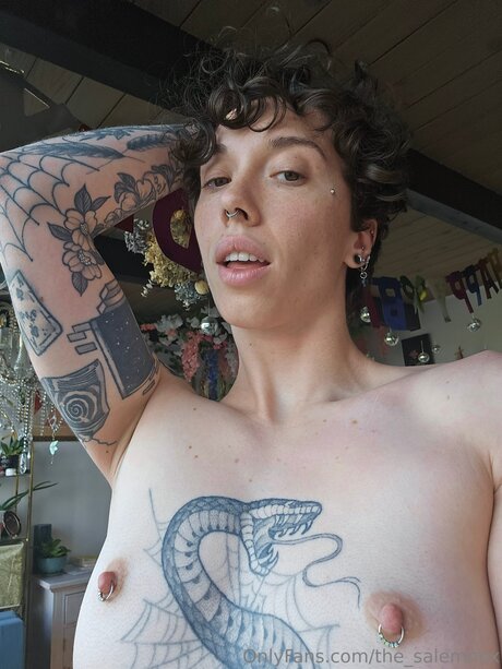 The Salemnox nudes model pictures