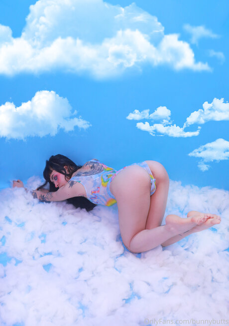 Bunnybutts pornographic star img