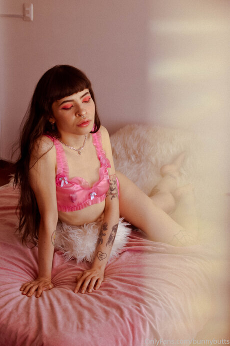 Bunnybutts model hot galleries