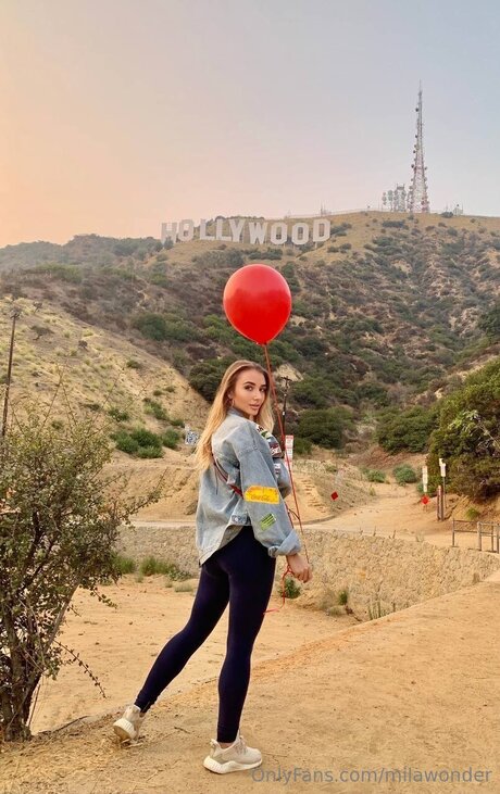 Milawonder perfect model photo