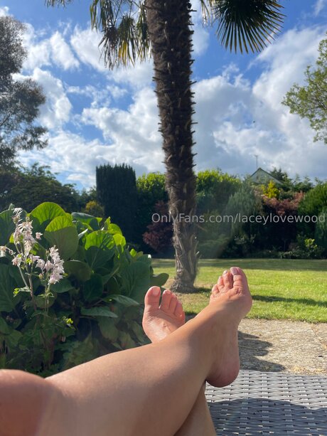 Laceylovewood art model gallery