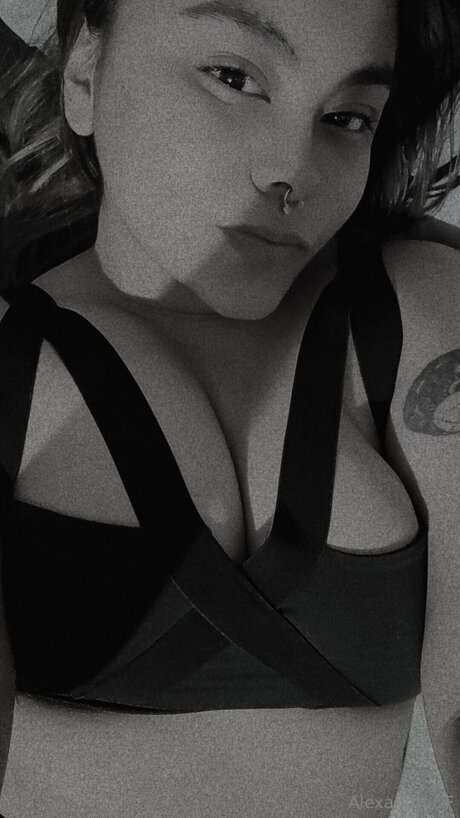 Alexav12 beautiful pornstar pics