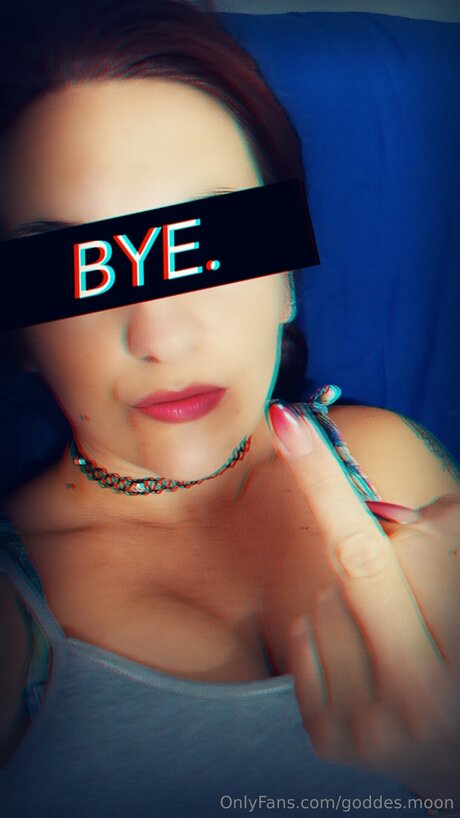 Goddesredmoon star adult img