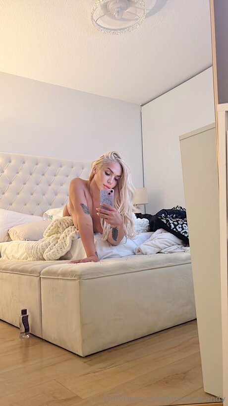 Winterxxcandy perfect actress img