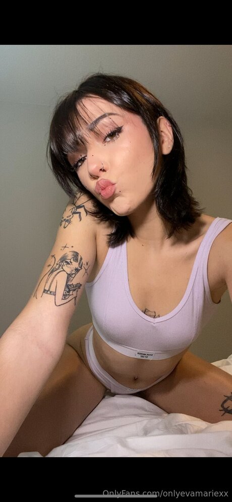 Onlyevamariexx model perfect gallery