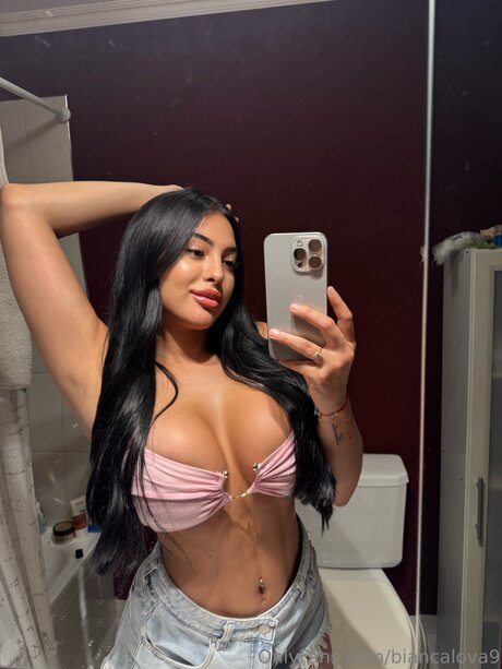 big cock trans onlyfans naked picture