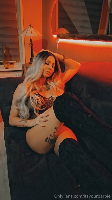 Itsyourbarbie star sexy photos