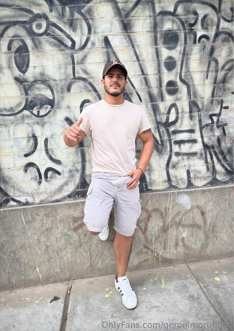 Geronimorufinoo free model pic