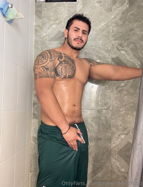 squat riding onlyfans naked pics