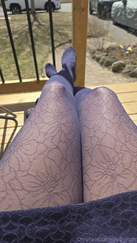 Pop Ruzh hot star photos