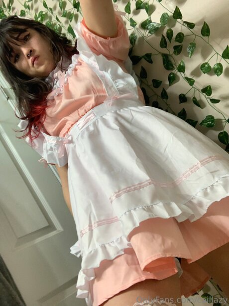 Caillazy star sexy picture