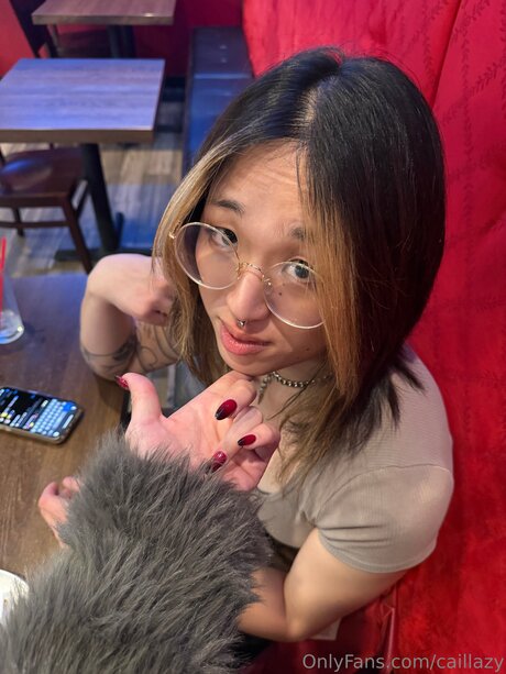 Caillazy erotic actress img