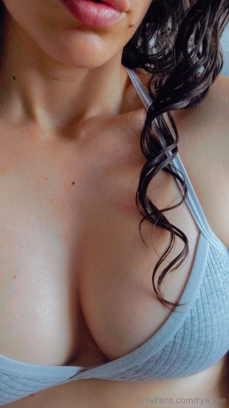 big natural tits onlyfans free naked pictures