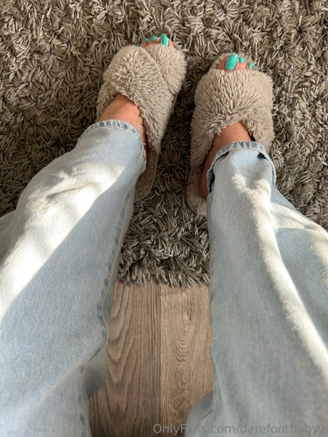 Barefootbaby1 star pornographic images