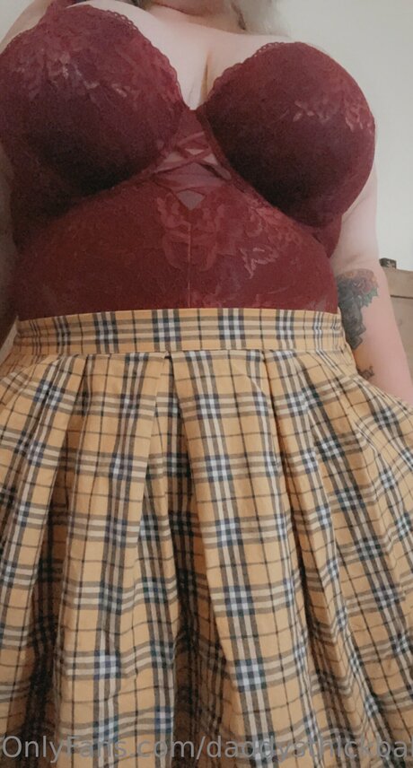 Daddysthickbabygirl best star pic