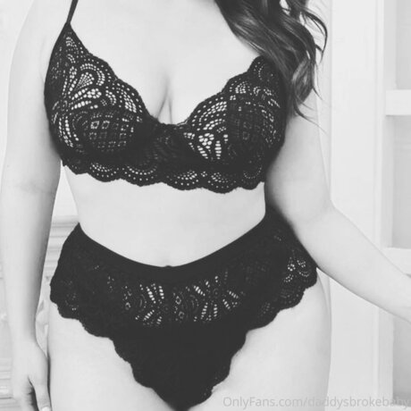 Daddysthickbabygirl star sex galleries